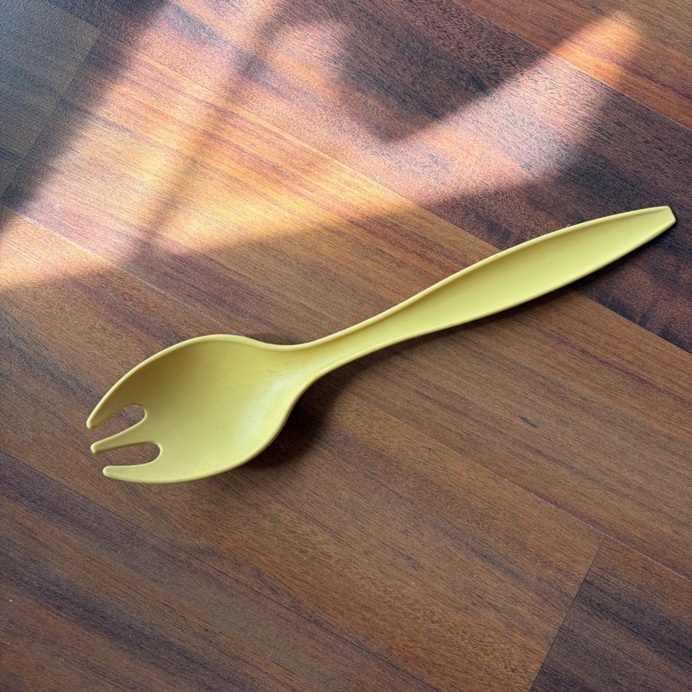 Tupperware Vintage Yellow Spork Salad Server Serving Utensil Retro‎ Kitchenware